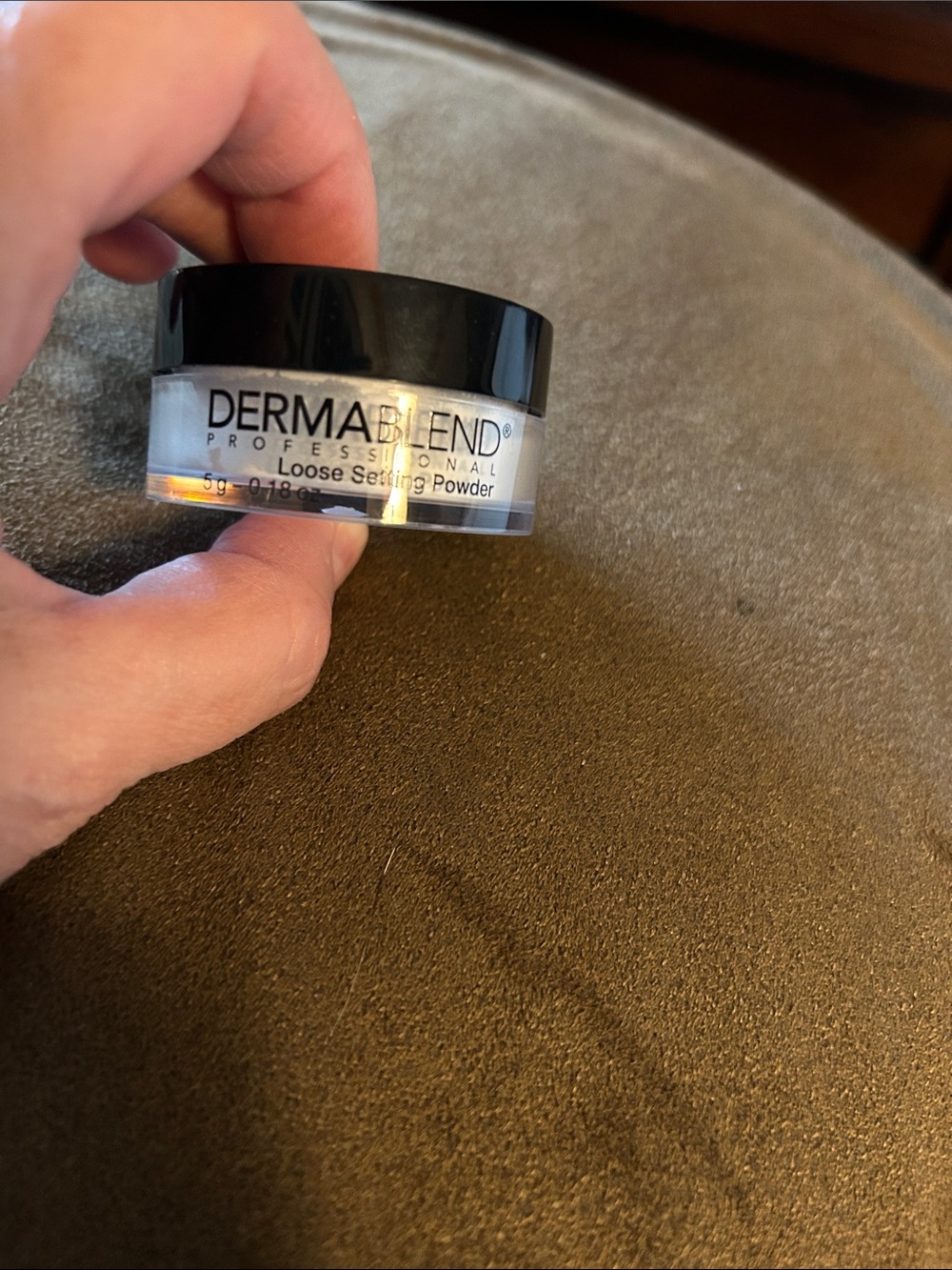Dermablend Loose Setting Powder in Clear Jar with Black Lid
